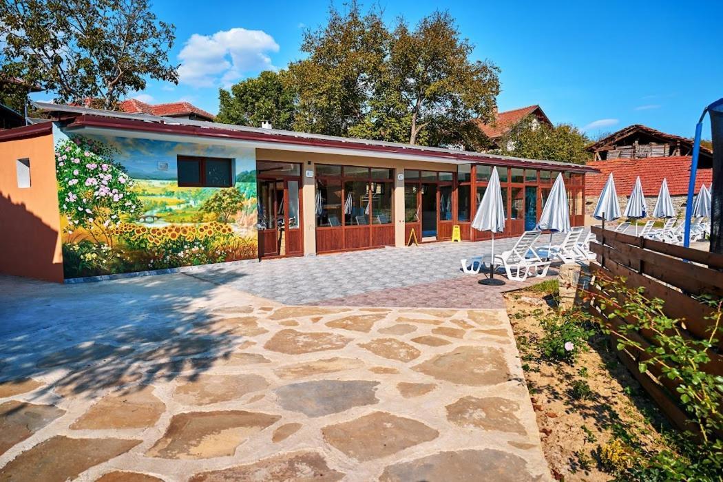Villa Simida Debnevo Buitenkant foto